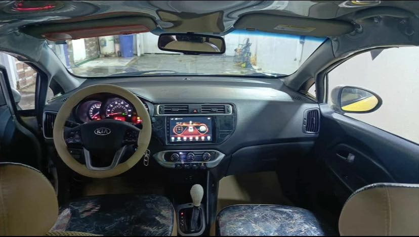 السلام عليكم
كيا ريو للبيع موديل ٢٠١٦
رقم بغداد نكليزي 
المواصفات :
محرك ١٦٠٠
كير ٦ نمر رياضي
تحكم ستيرن
شاشة
كاميرا
•••
ECO
ABS
السيارة نظيفة جداً استخدام شخصي
مكاني الديوانيه السعر 75 وبيها مجال قليل
***********اتصال برقم
