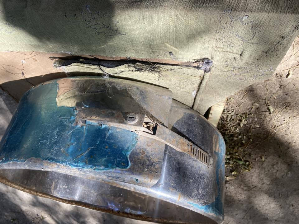 سلام عليكم رمضان كريم تاير هو والويل  مال نيسان بعده جديد حتى صبغ بلادي كشن مال نيسان عاليه قلاب ابو اليده السوده بوشيه قماش ياباني سيبايه مال نيسان عاليه مال النصر بردات هم مال عاليه سيت كامل لون بيجي 
1سعر السبير 60 وبي مجال 
2بوشيه سعرها 35 وبيها مجال 
3سيبايه سعرها 130 وبيها مجال 
4بردات سعرهن 70 وبيهن مجال 
5والكشن سعره 125 وبي مجال 
والغلاف السبير قيم واخذ 
مكاني بغداد الجادريه 
***********
