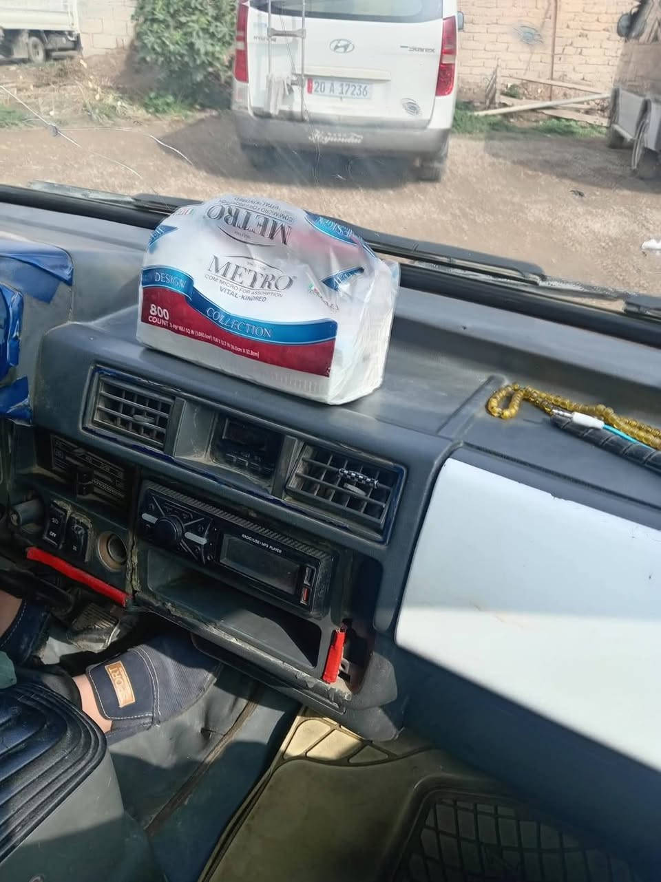 كيه موديل ٩٤
سياره على البلاد لاصبغ ولا معجون
صدر نص عمر ك
كهربائيات شغاله 
مكينه بيعه خيط تبخير بس بدون صرف
تأيرات نص عمر 
كير مكفول 
مصفره خط وبحث وغرامات
سياره خير من الله 
للاتصال ***********
