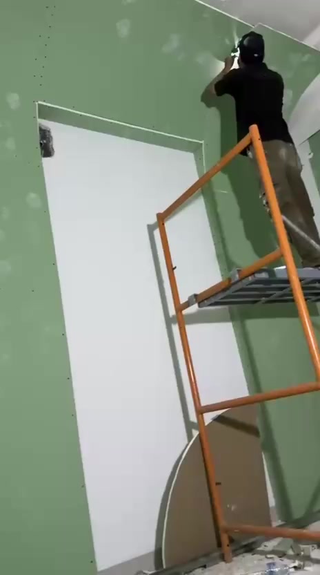 السلام عليكم
خلفة ديكور متفرغ اشتغل مقطوعة و يومية مكاني كربلا تواصل ***********
