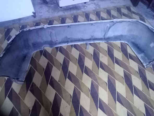 دعامية لانسر بومه خلفيه ام الكت اصليه مامصبوغه  ترهم من 2006 الى 2011الف مكاني السيديه  *********** السعر 110
