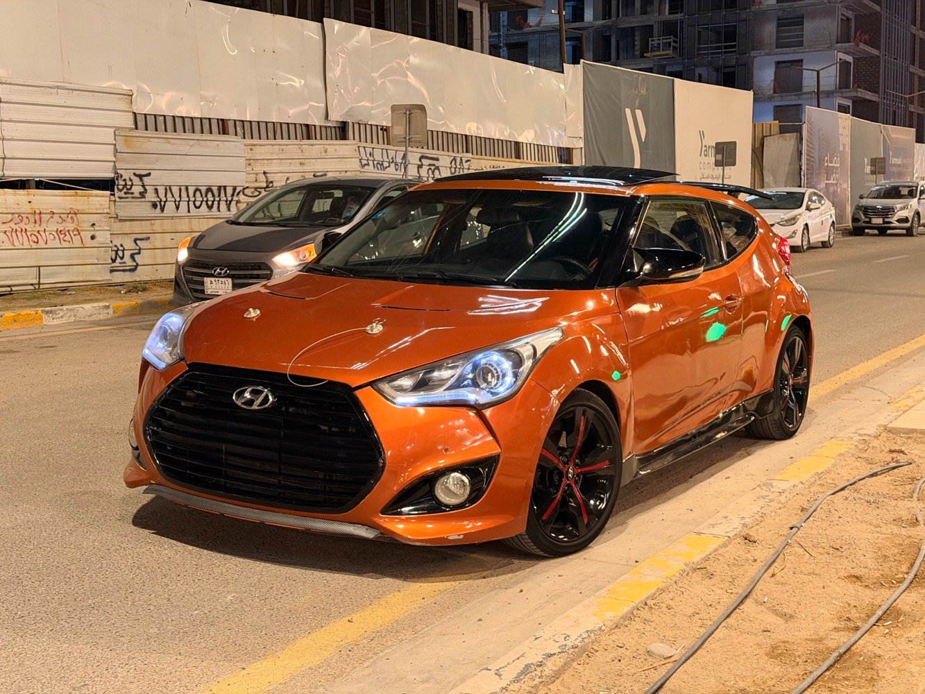 السلام عليكم
فولستر veloster
مديل : 2013 امريكي
ماشية : 112mi الف
فئة : فول مواصفات
بصمه بانوراما بصمة ابواب 
تحكم ستيرن فول مري قلاب كروز سرعه
كشنات جلد تدفئة تبريد شاشا كبيره كامرا خلفيه
حساسات مكينه جديده 1600 مرغوب و كير At
جاهزه السياره للأخير بدون اي نقص ونظيفه كلش 
السياره حادثها جاملغ وبنيد فقط وسياره اثر جراد رشيتها جلاتين فقط بدون معجون وواضح ع سياره 
رقم بغداد هزه رقم سنويه كله جديد بسمي 
عنوان : بغداد اليرموك
السعر: 78$ ورقه وبيها مجال بسيط..
***********