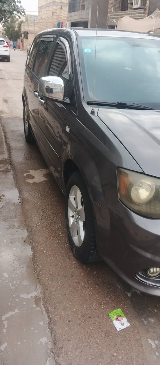 سلام عليكم من رخصة مدير الكروب الحترم دوج كرفان مديل 2014مكينه كير كلهن مكفولات صدر امامي خلفي جديد باتري جديد تخم تايرات جديد  محرك 3600خير من الله السياره ماشيه 127ميل داخل كله اسود تحكم استيرن اكروز سرعه نظام ايكو تقليل سرعه شاشه تشغيل عن بعد بل سقف 6جام 3قطع تبريد كامره خلفيه كهرباء بوب صندق مكانيك منضومة غاز 80لتر حادث السياره جاملغ الامامي جهت السايق وربع البنيد وانضربت اهنا بل عراق جاملغ الخلفي السعر 133استفسار عله رقم ***********
