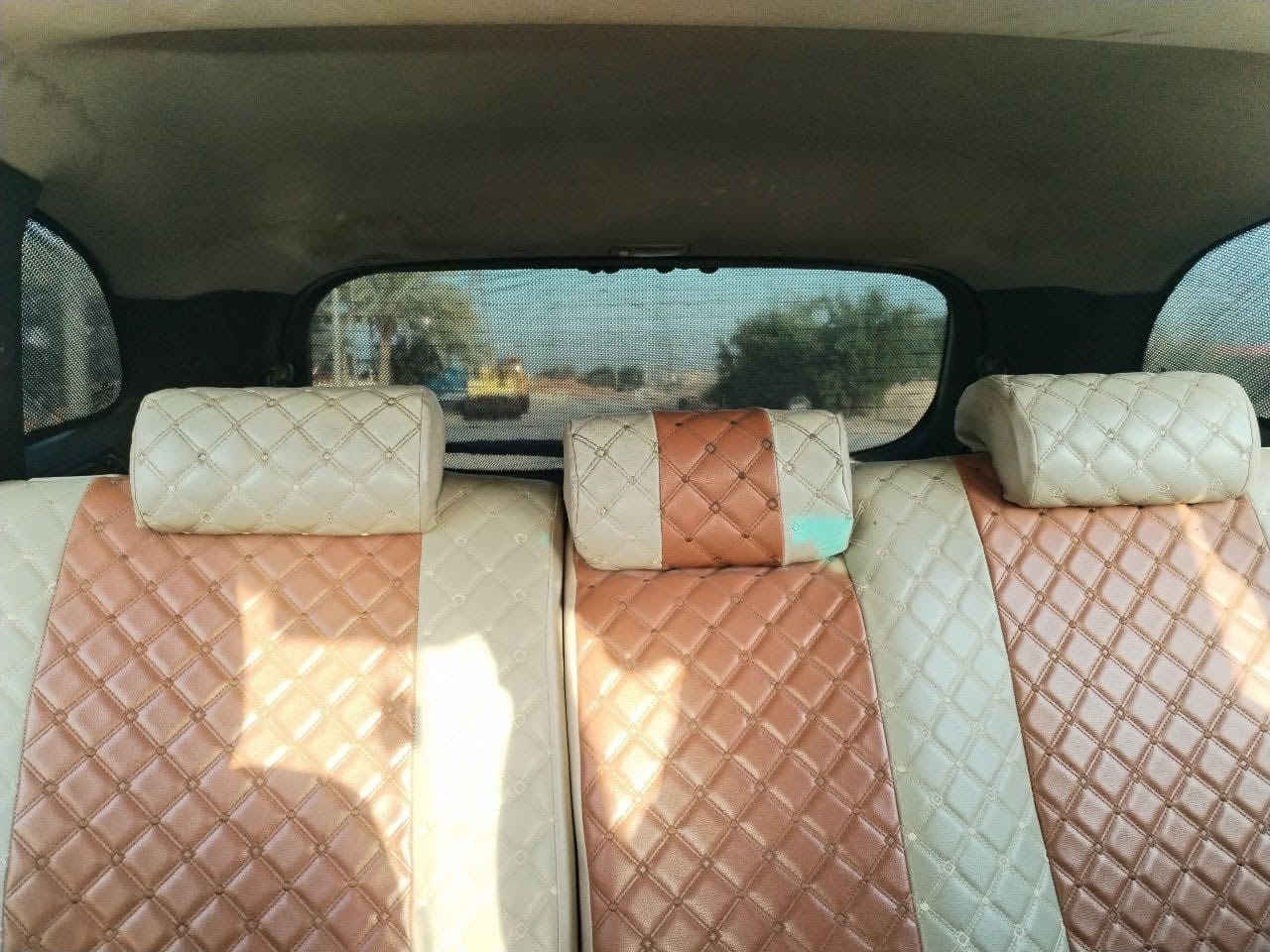 لسلام عليكم جميعاً..
للبيع فقط سنتافي وارد خليجي 2012 فول بصمه جلد تحكم كشن كهربائي كامره حساسات مري كهرباء فتحه..
محرك 4 سلندر 
السياره بيه مكانات صبغ بدون دواخل. 
 3 قطع تبريد
كير محرك تبريد حداديه وتخم تاير نظافة 100‎%‎
دواخل نظافة 90‎%‎
رقم أربيل وكاله أو مداور..
 سياره جديده وجاهزه من كل الجوانب
السعر 133 مع المجال البسيط
للاستفسار الاتصال على الرقم ***********
