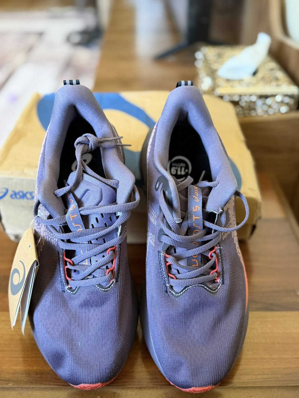 بوتين رياضي من ماركة ASICS Novablast 5
جديد لوك
التفاصيل موضحة بالصور 
الحجم42 بس يلبس 40 او 41 
باقي التفاصيل موضحة بالصور الطول والعرض هم موضحة بالصورة 
السعر 35 الف شامل التوصيل و بالعافيه


**إذا كنت صاحب هذا الإعلان وتريد حذفه لأي سبب، رجاءا أرسل رسالة إلى الدعم الفني**