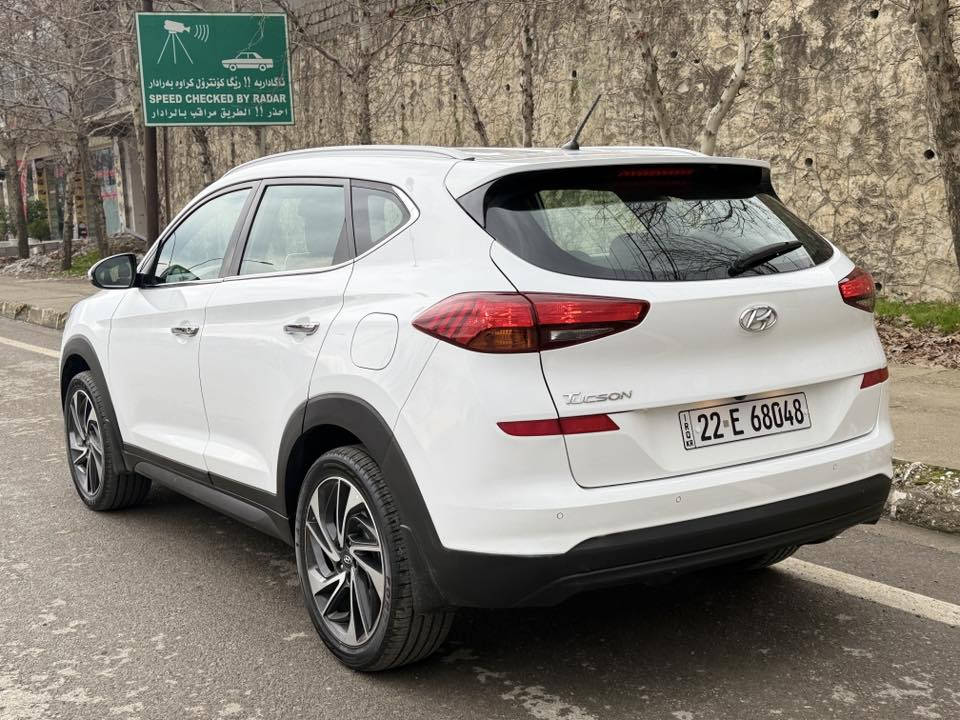 سیارەکی تایبەت ونوئ 

هۆندا تۆکسۆن مواسفات خەلیجی
مۆدیل2021
10پارچە لەسەرساغەی بئ دعم 
پیش وپشت نوقتەی نیە سیارەکە پاکەتیەنموونەیە لەجوانی
بس ماشاءاللەی ئەوی لەجوانی  بئ قنج وقۆپە
سیارەکە زۆر جاهیزو بئ مسروفە هەزەی ١٠٠٪هینایە
هیچ نقسی تیدانیە قسمەتی هەر 
کەسیک بی ئەبی دوعایی خیرن بۆبکات 
دوو بەسمەی بلادی لەگەلە 

گیڕو مکینەی وکرانەوەی بەشەرت

نرخی لەکۆمینتی پەیجیdasty2soran cars دانرایە
 
هەرچوارتایەیی نوئیە سەنەوی وهەزەی نوئیەتاکو2031
بەناوکردنی بەشەرت راستەوخۆ 
 
ژمارەی خاوەن سیارە

***********

واتس ئاپ  و کۆڕەک
