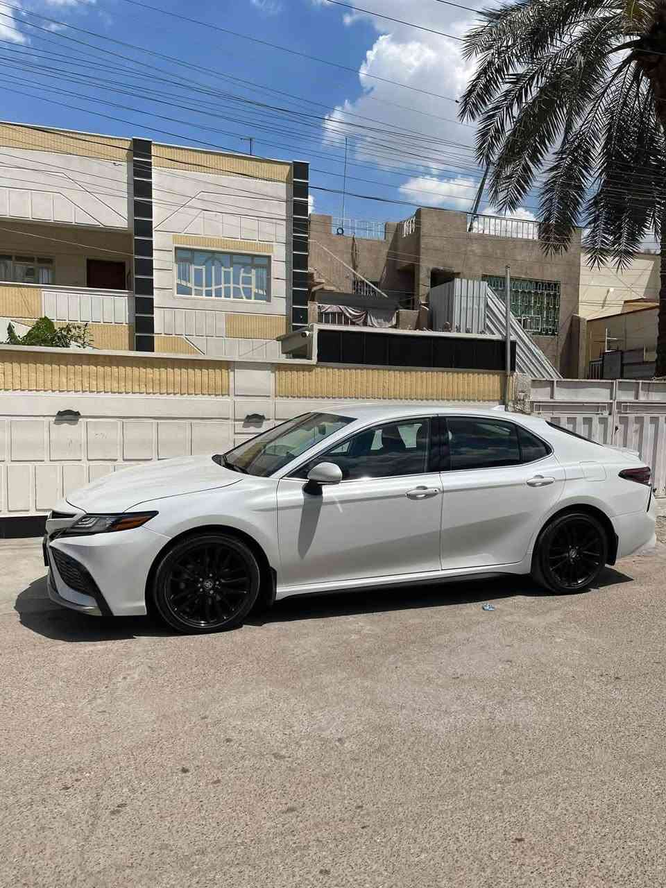 كامري XSE اعلى فئة موديل 2024 فول موصفات بنزين 4 سلندر لون ابيض صدفي داخل احمر مكفوله بدون صبغ بدون ضرر داخله كتاب شهداء 
السعر 22500 الف دولار غير متواجد على الفيسبوك 
***********@
