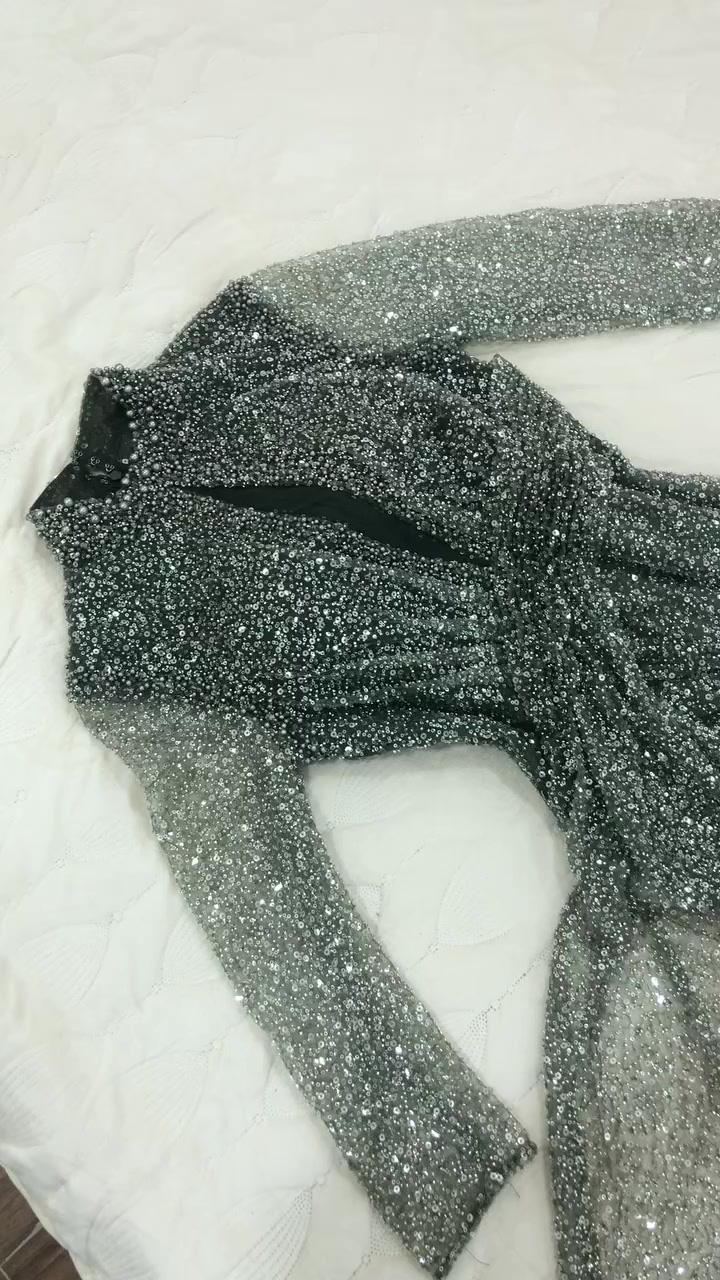 فساتين للبيع استخدام مره وحده نظيفات
قياس من ٤٢ لل٤٨


**إذا كنت صاحب هذا الإعلان وتريد حذفه لأي سبب، رجاءا أرسل رسالة إلى الدعم الفني**