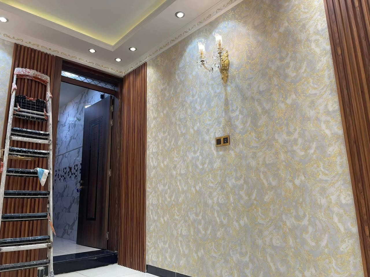 أعمالنا ديكورات جبس بورد ورق جدران وطلس وصبغ العنوان أربيل ***********
