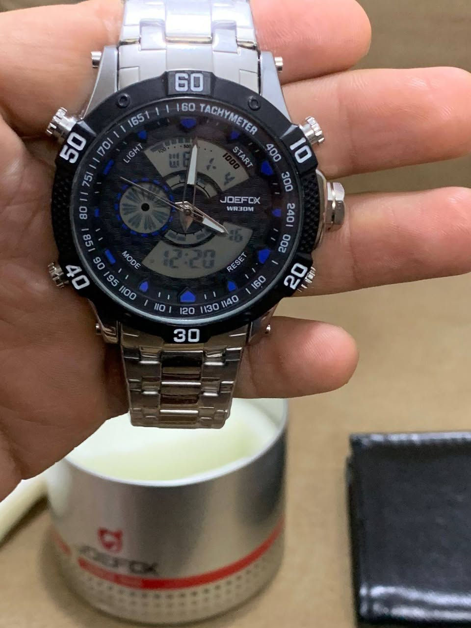 لحك عروض تصفيه امزون ساعة ماركه JOEFCX العالميه
مواصفات
ضد الماء
تاريخ الشهر اليوم الوقت
إضاءة ليلية
ستانلس ستيل
منبه
طلاء ثابت
مع علبه معدنيه
اول تم ٢٠ الف بالعافية


**إذا كنت صاحب هذا الإعلان وتريد حذفه لأي سبب، رجاءا أرسل رسالة إلى الدعم الفني**