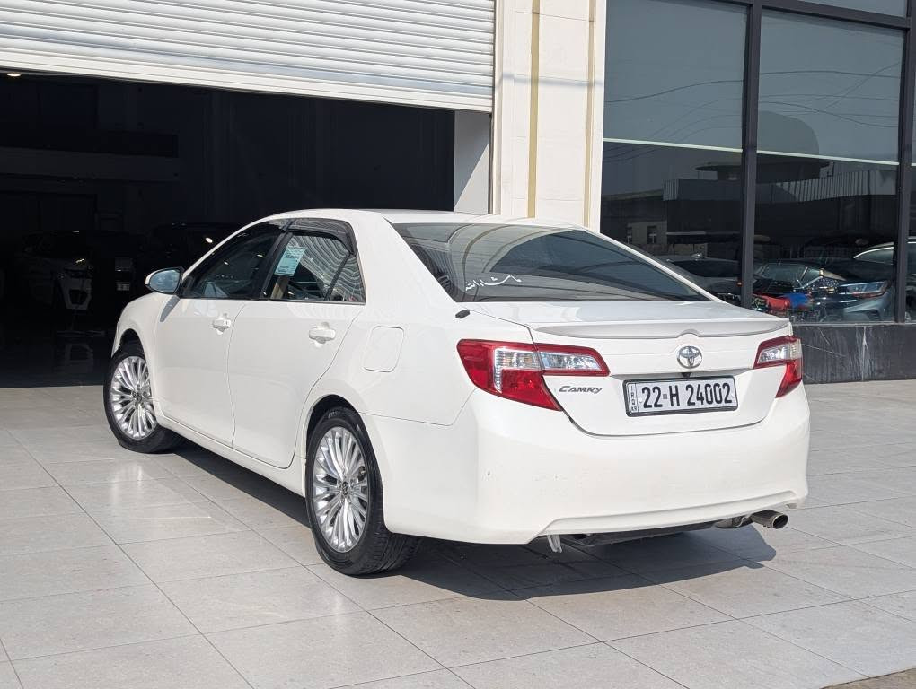 کامری خلیجی
مواسفات GL
دو بست سبوغی هەیە
جەمپێکی پشتەوەی هەیە
سێ بۆ چوار جێ بچوک تعدیلە
ماوەی رۆشتن 230 هەزار
سەنەوی نویە
ڕەقەم و ژینگەی نویە
بەناوکردن بەشەرت
مەکینە چوار پستۆن
کراوتەوە 
شۆین هەولێر
***********
*********** أربيل, العراق
