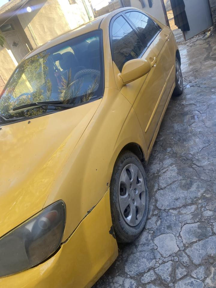 سلام عليكم سياره للبيع سبكتره موديل2009  بسمي سياره شوفت عينك بيها طخات ومعدله محرك صار فتره نزلته حاويه  المكان ديالى بعقوبه السعر خاص لو عل تصاال***********
