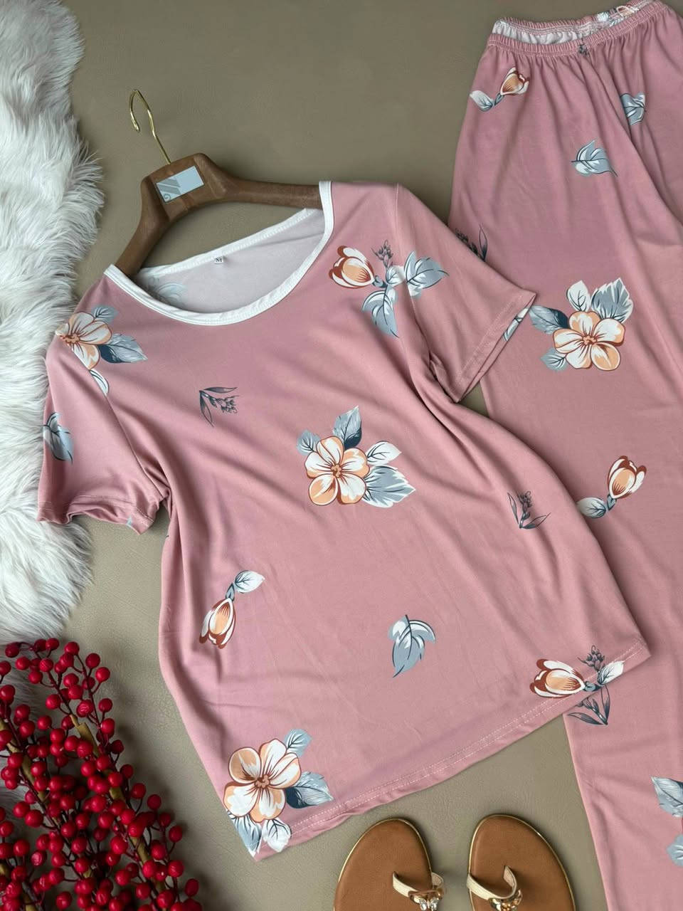 كوني متألقة مع اجمل موديلات التراكات الجديدة 🎀🎀
كيتار للأزياء 👗
اختيارات تبرز أناقتك
نوصل لكل المحافظات 🚚
للحجز   واتساب ***********
جميع الملابس تلگوها هنا وبأسعار❤️ مناسبه توصيل بصره   محافضات  5 فقط 
  تراك صيفي 
 
السعر   8
