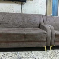 ٧ مقاعد • نظيف • حي اور