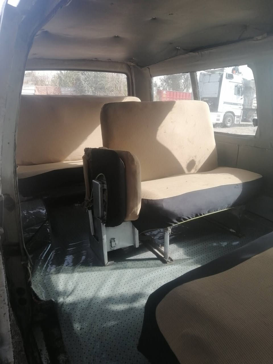 السلام عليكم كيا بستا لبيع 94  بغداد رقم حمل سنوية 30 كير مكنية اكسل تخم تاير شواصي جدد كهرباء كلهة شغالة دوشمة جديدة السعر 33 وبيه مجال مكاني بغداد قرب بسماية مكلف للنشر اتصل علرقم ***********
