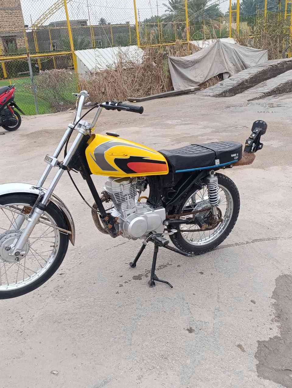 سلام عليكم دراجه نامه للبيع شاصي موديل 20 والمحرك 26 السعر 500  اوراق سكنر  مكاني بابل سياحي متواجد ماسنجر.    ***********
