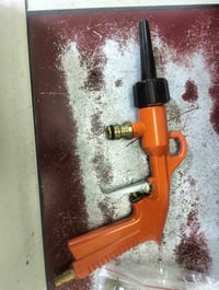 مسدس هواء جوكر امريكي صناعي  يشتغل للرمل وللغسل ب الماء أو الكاز أو اي...