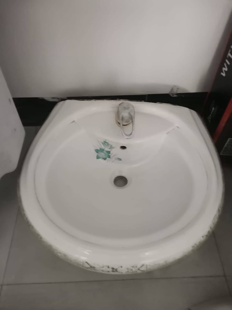 السلام عليكم ورحمه الله وبركاته 
اليوم جمعة ارفعوا المنشور بالصلاة على النبي 
اغراض منزلية للبيع
مغاسل عدد اثنين سعر واحده ٤٠ الف
كشر برميل نفط فارغ سعره ٢٥ الف
شبابيك ع ٤٥ الف
ميز بلازما ١٥٠ الف 
بنكة سقف ثانوي سعرها ٣٥ الف تشتغل اضوية وبيها جهاز تحكم
ماطور مياه 
شباك سعره ١٢٠ الف العرض 93 سم
الطول 2متر
والباب مقوس سعره ١٢٠ آلف 
العرض 110سم 
الطول 210سم
العنوان فلوجة حي جولان قرب مضيف جريصات


**إذا كنت صاحب هذا الإعلان وتريد حذفه لأي سبب، رجاءا أرسل رسالة إلى الدعم الفني**