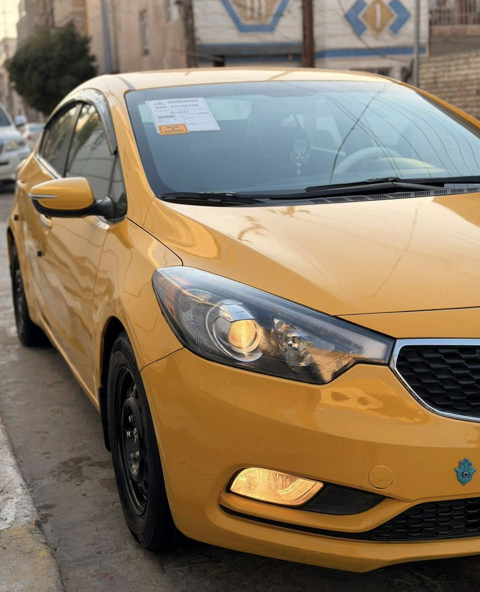 السلام عليكم كيا فورتي 2015 أمريكي حادثه دعامية فقط بدون دواخل بدون ايرباك ليبل واحد صور لحادث بالمنشور كفالة عامة السيارة ماشية 93 الف رقم بغداد دولي باسمي شاشة كامره تحكمات محرك 1800 نضام ايكو اشاير بالمري تخم تاير جديد مابيها نقص السيارة جديدة وجاهزة السعررر 112 المكان بغداد الرصافة ***********
