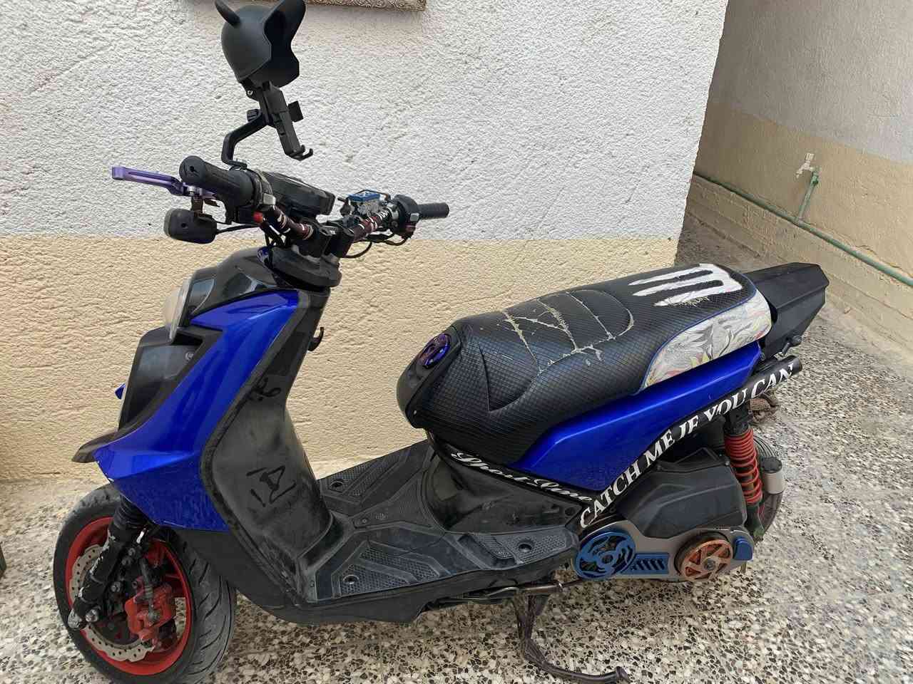 السلام عليكم من رخصة الادمن دراجه سكنس جبلي مال رمبه قبل شهر مشتريها من الرمبه السعر 1350 وبيها مجال شي بسيط مكاني النجف حي الحسين 
***********
