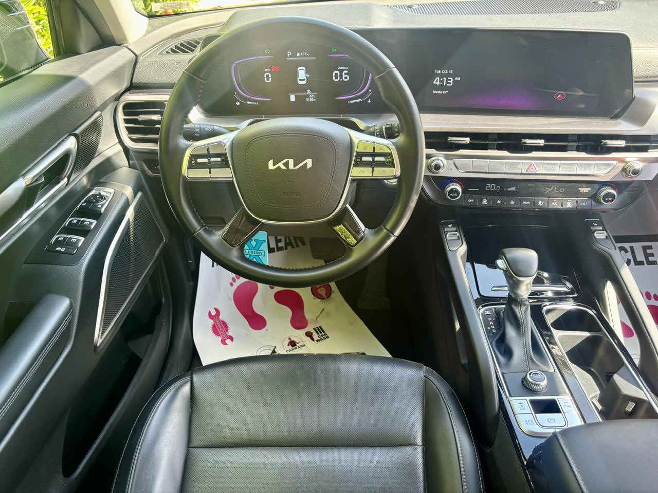 السلام عليكم 
كيا تيلورايد S موديل 2025 
ماشيه 5000 يعني بعده بحاله الزيرو 
محرك سته سلندر 3800
رقم أربيل بأسم شركه تحويل وكاله ثاني يوم 
وارد امريكي حادثه امبدل جنطه نفس اللون السياره بدون لا صبغ ولا بارد ولا شخوط ولا رصعات صور الحادث بل منشور  سياره جديده بعده بحاله الزيرو 
مواصفاته:- بصمه ,فتحه ,كشن خلفي منفصل ,رادار امامي خلفي جانبي ,مقاعد كهرباء ,مقاعد تدفئه ,لايت زينون عالي ناصي ,حساسات خلفيه ,كامره خلفيه, دشبول ديجيتال متصل ,جنطه كهرباء  ,اشاره بل مري ,تحديد مسار 
مكان السياره المنصور 
السعر ( 335 ورقه )
***********
