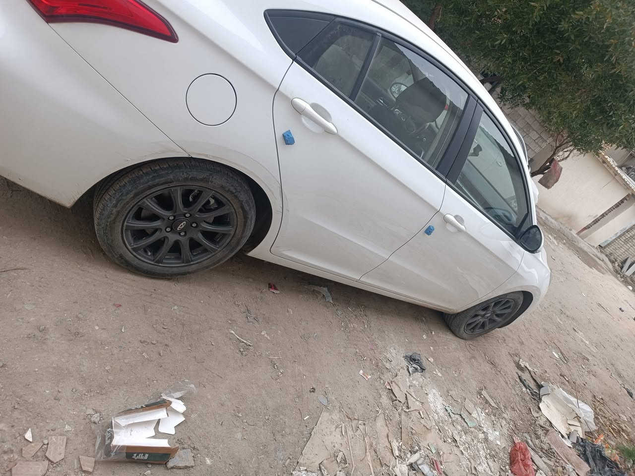 السلام عليكم
شيري اريزو 5 موديل ٢٤.
ماشيه ٧١ 
تحويل ثاني يوم 
***********
