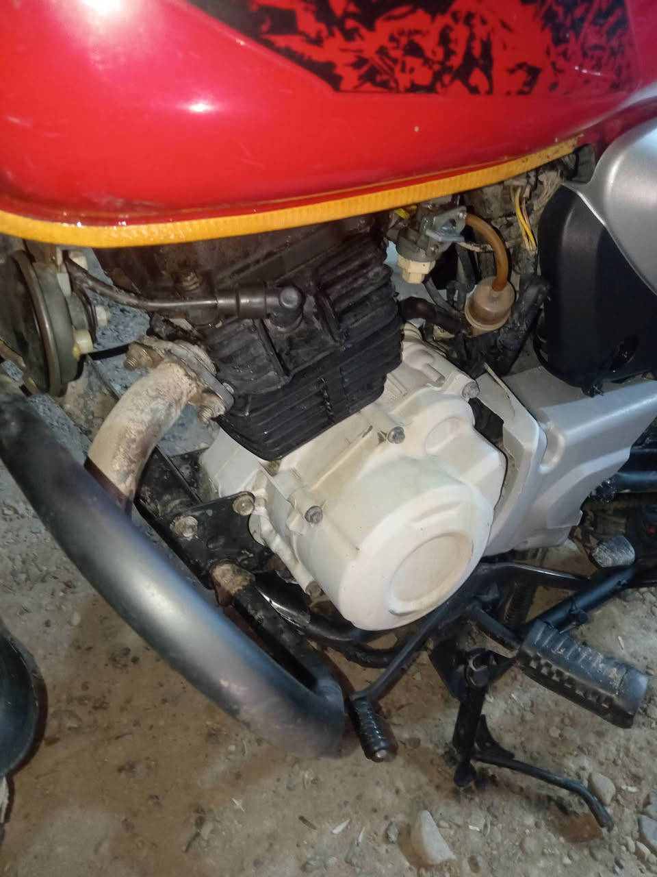 السلام عليكم دراجه بوكسر موديل 22 دراجه نضيفه نقصه أوراق اكفلك سرقه بيه منضومه زنون نقصه فقط اشاره وحده السعر 775 وبيه مجال بصيط المكان بغداد حي اور الرقم *********** اتصل وبل خدمه
