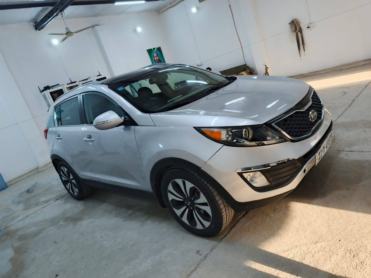 السلام عليكم اسبورتج موديل ١٢ وارد امريكي حادث جاملغ وبنيد بيه اهنا قطعتين صبغ فول واحد عله وأحد جاهزه من كلشي  بيع مستعجل مكان بابل القاسم السعر ١٠٥ *********** ***********
