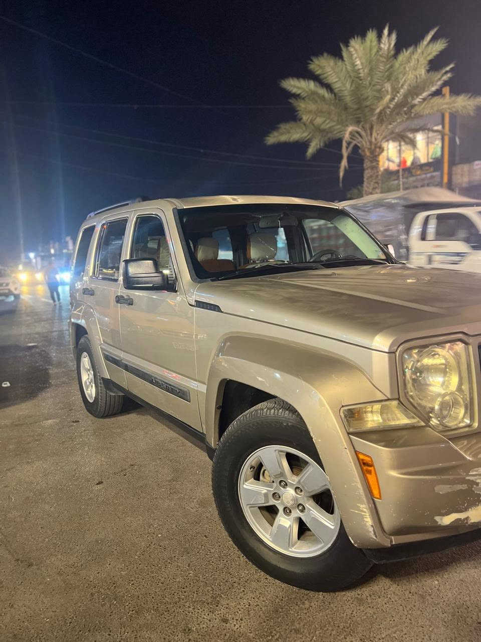 السلام عليكم جيب لبرتي للبيع او مرواس 2010 رقم بغداد ب اسمي السعر 90$ 
الاتصال على الرقم ‭0773 531 7667‬
