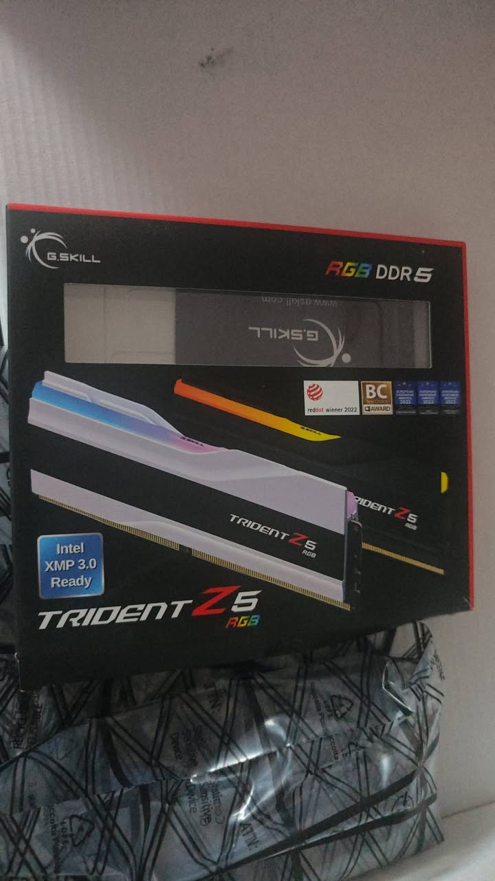 تجميعه للبيع مواصفات عاليه جدا
كارت الشاشه msi 4080suer

مذربورد msi tumahuk z790 wifi 

معالج intel cor i9 14900k

رامات 64 gb ddr5 6000hz 

هارد m.2 msi 2TB 

بور سبلاي 850w msi gold

مبرد مائي gegabyte Aeros 360 3fan يحتوي شاشه lcd
استعمال خفيف جدا جدا
السعر على الخاص


**إذا كنت صاحب هذا الإعلان وتريد حذفه لأي سبب، رجاءا أرسل رسالة إلى الدعم الفني**
