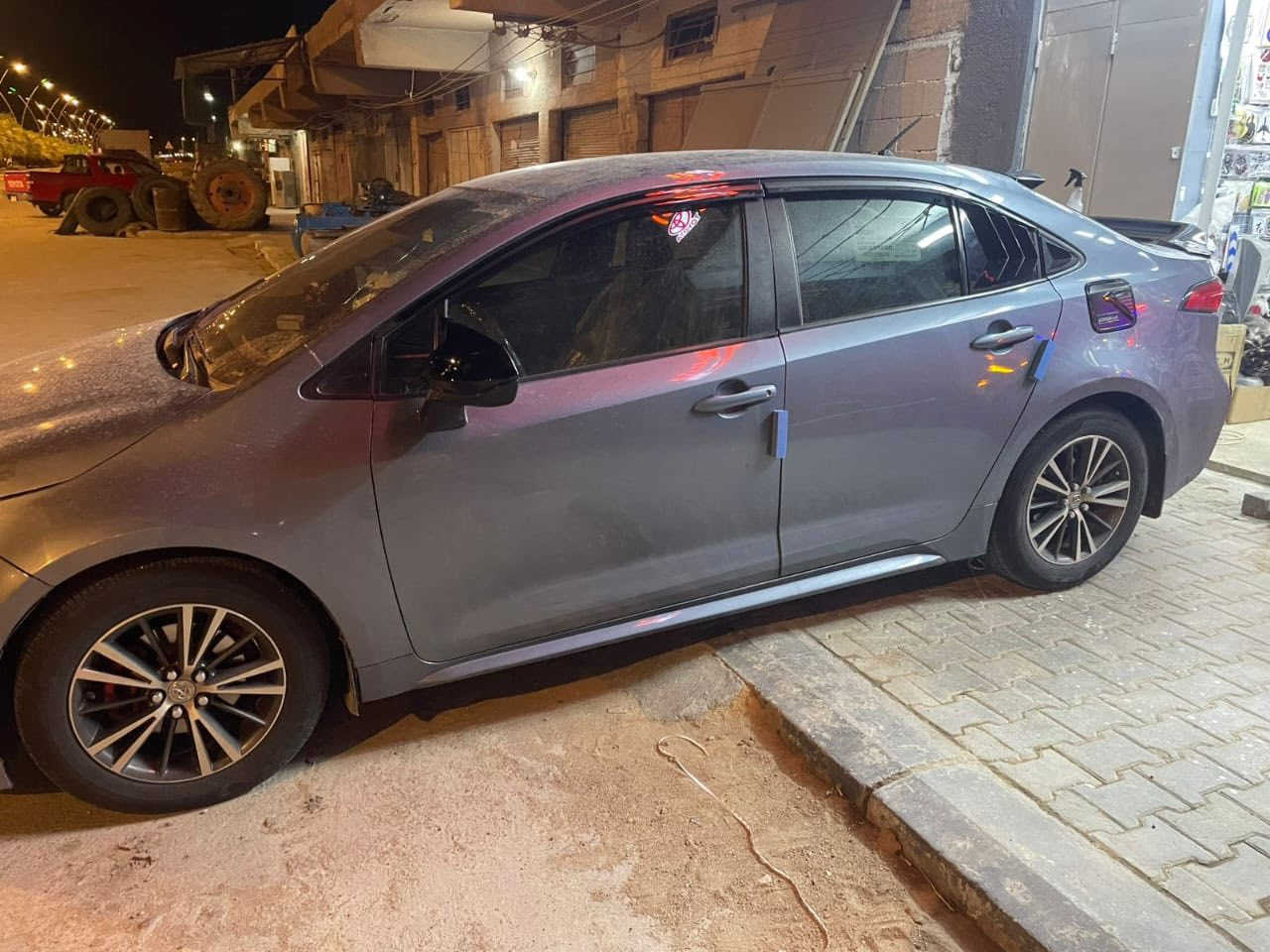 السلام عليكم 
للبيع كورلا موديل 2020 وارد امريكي 
رقم بغداد تحويل مباشر 
محرك 1800
مرفوق السونار بالمنشور 
السعر 133$ بيها مجال بسيط 
مكان السياره الرمادي التاميم
الاستفسار الأتصال ***********
مكلف بالنشر
