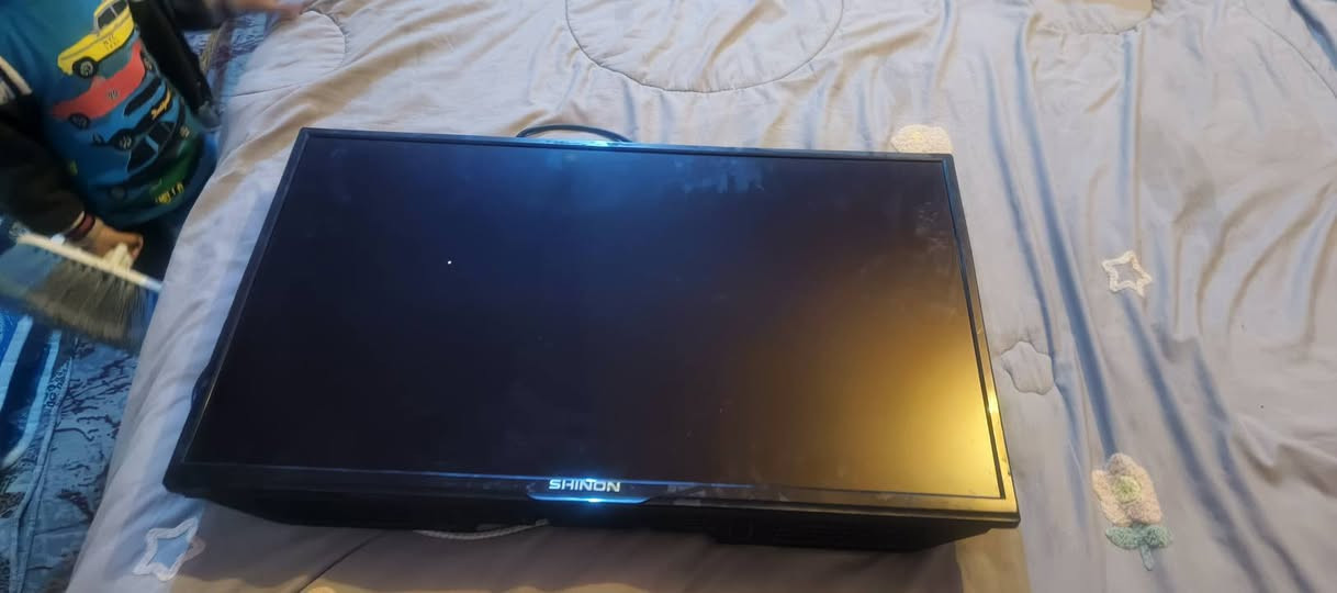 السلام عليكم حجم 32 شغاله الشاشه كل شيء ما بي 85 ألف وبيها مجال
رقمي ***********
