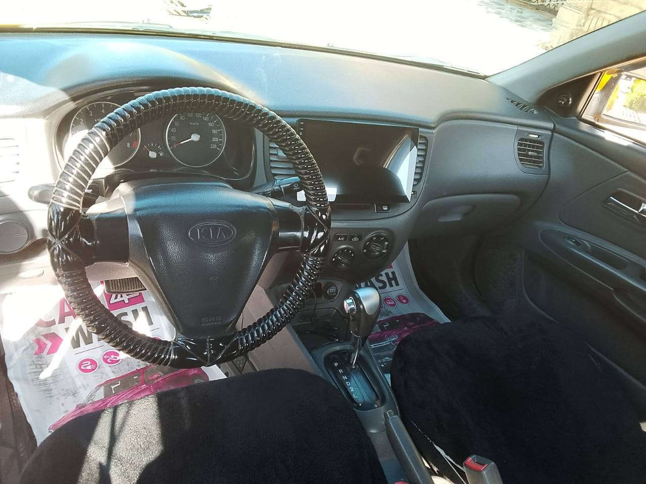 السلام عليكم 
كيا ريو 🚕 
وراد كوري 
موديل 2008
رقم كركوك دولي هزه جديده 🙋 
هيئه وغرامة صفر شرط التحويل 🚦 
محرك 16 محرك وكير شرط 👋 
طخم تاير طخم امامي خلفي جديد 👋 
تبريد ثلج 🥶 مكيف الهواء 
📢 ضررها جاملغ خلفي بدون دواخل شرط وكدام العين 
#السعر 85 $💸 وبيها مجال 
#العنوان #الموصل #موصل_الجديده قرب جامع الايقظه شارع البطاريات 
🛑 1️⃣ اوقات العمل🕰️الاتصال من الساعه التاسعه صباحا الى الساعه العاشره ليلا🛑
🛑2️⃣بلتلفون قفل ماكو تعال ودفع سعر اليعجبك 🛑
#مكتب_ارض_السلام #لبيع_وشراء_السيارات 
🛑 #باداره/ سلام الراشدي 
***********📱كورك 📞
***********📱اسيا📞
