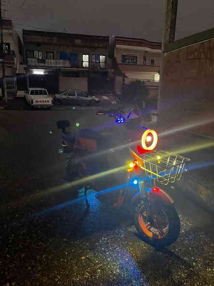 سلام عليكم x900 للبيع 
اي عيب ما بي كامل شغال خمس بطاريات جداد 

نضافه فول بس الكسر بل كفر مبين بل صوره 

للبيع سعر 450 

مكاني واسطي 

***********

***********
