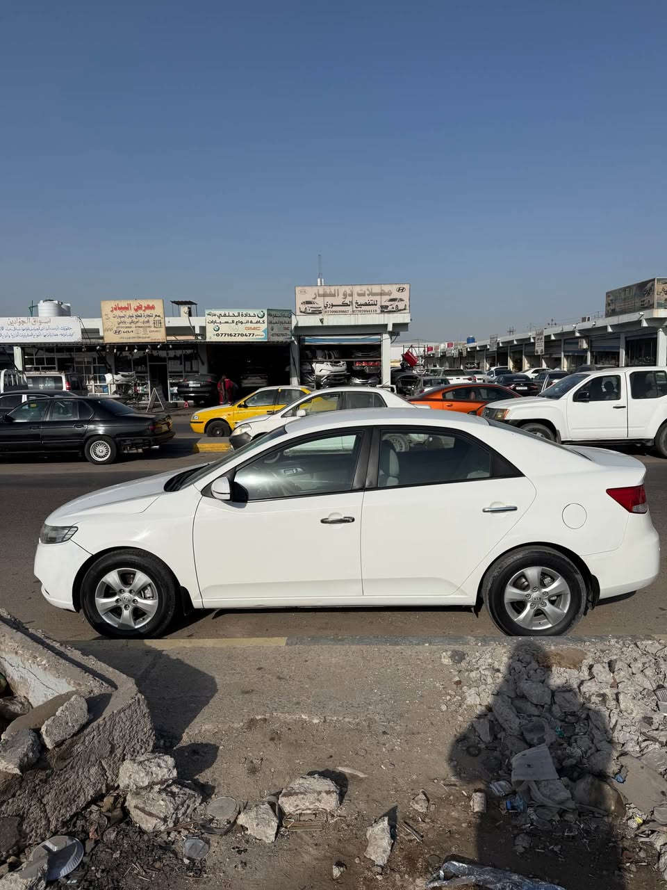 كيا سيراتو 2013 السياره جديده وجاهزه كفاله من الصبغ والضربه عده البارد قليل السياره دوس نكيل حساس خلفي شفتات ستيرن نص فول باسم شركه رصينه جاهزه للوكاله والتحويل السعر ٩٣ بي مجال قليل لشراي مكاني بصره ابو الخصيب ميهجران رقمي *********** البصرة, العراق
