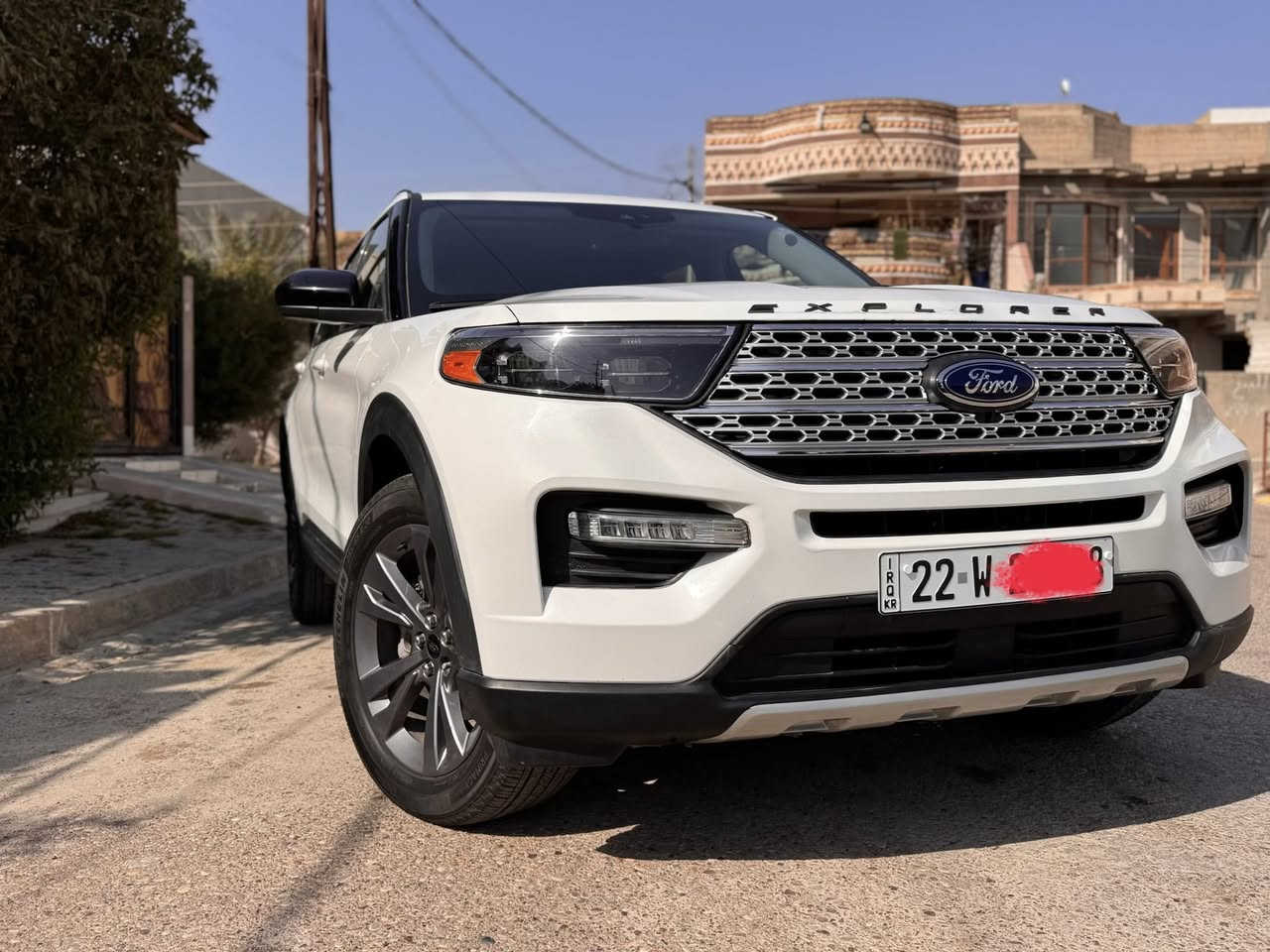 السلام عليكم ورحمه الله وبركاته
للبيع 

السعر 252 وبيها مجال 

‏‎ • الموديل: 2023

‏‎ • الفئة: XLT

‏‎ • المحرك: 2.3L – 4 سلندر تيربو

‏‎ • ناقل الحركة: أوتوماتيك – 10 سرعات

‏‎ • نظام الدفع: رباعي (4x4)

‏‎ • العداد: 33000 (بحالة شبه جديدة)

‏‎ • اللون الخارجي:ابيض صدفي  

‏‎ • اللون الداخلي: جلد لونين 

‏‎ • الوارد: أمريكا

1FMSK8DH5PGA49435‎ • رقم الشاصي:

‏‎ • الرقم اربيل ترقيم جديد هزه وسنويه جديد 

• وارد امريكا: (تم تبديل الدعاميه الاماميه فقط + تعديل بارد برأس البنيد ايرباك مبدل كامل بدون دواخل)

 

‏‎المواصفات والإضافات:

‏‎ • 7 مقاعد (المقاعد الخلفية VIP)

‏‎ • مقاعد جلد أصلي كهربائية مع تدفئة

‏‎ • كير ماوس (نظام ناقل حركة حديث)

• حساسات خلفيه مع كاميرا خلفيه 

‏‎ • تشغيل بصمة (تشغيل ودخول بدون مفتاح)

‏‎ • تشغيل عن بُعد

‏‎ 

‏‎ • صندوق خلفي كهربائي

‏‎ • نظام الرادار الأمامي (قيادة شبه ذاتية)

‏‎ • نظام مساعد منع الانحراف عن المسار

‏‎ • شاشة وسطية كبيرة + Apple CarPlay

‏‎ • نظام النقطة العمياء (حساسات جانبية في المرايا)

‏‎ • هاند بريك إلكتروني (بصمة)

‏‎ • نظام أوتو هولد

‏‎ • كشافات أمامية أصلية

‏‎ • مقود مدفأ

•تبريد منفصل 

‏‎ • كاميرا خلفية عالية الدقة

‏‎ • إضاءة أمامية: زينون + LED + ليزر

‏‎ • والعديد من الإضافات الأخرى…

⸻

‏‎ملاحظة: يرجى التأكد من قراءة جميع التفاصيل في الإعلان قبل الاتصال، حيث تجد السعر ورقم الشاصي والمعلومات حول الحادث وكذلك السونار والفحص مرفق السعر قابل للتفاوض 

‏‎موقع السيارة: كركوك 

‏‎للاستفسار: عبر واتساب  على الرقم: ***********
