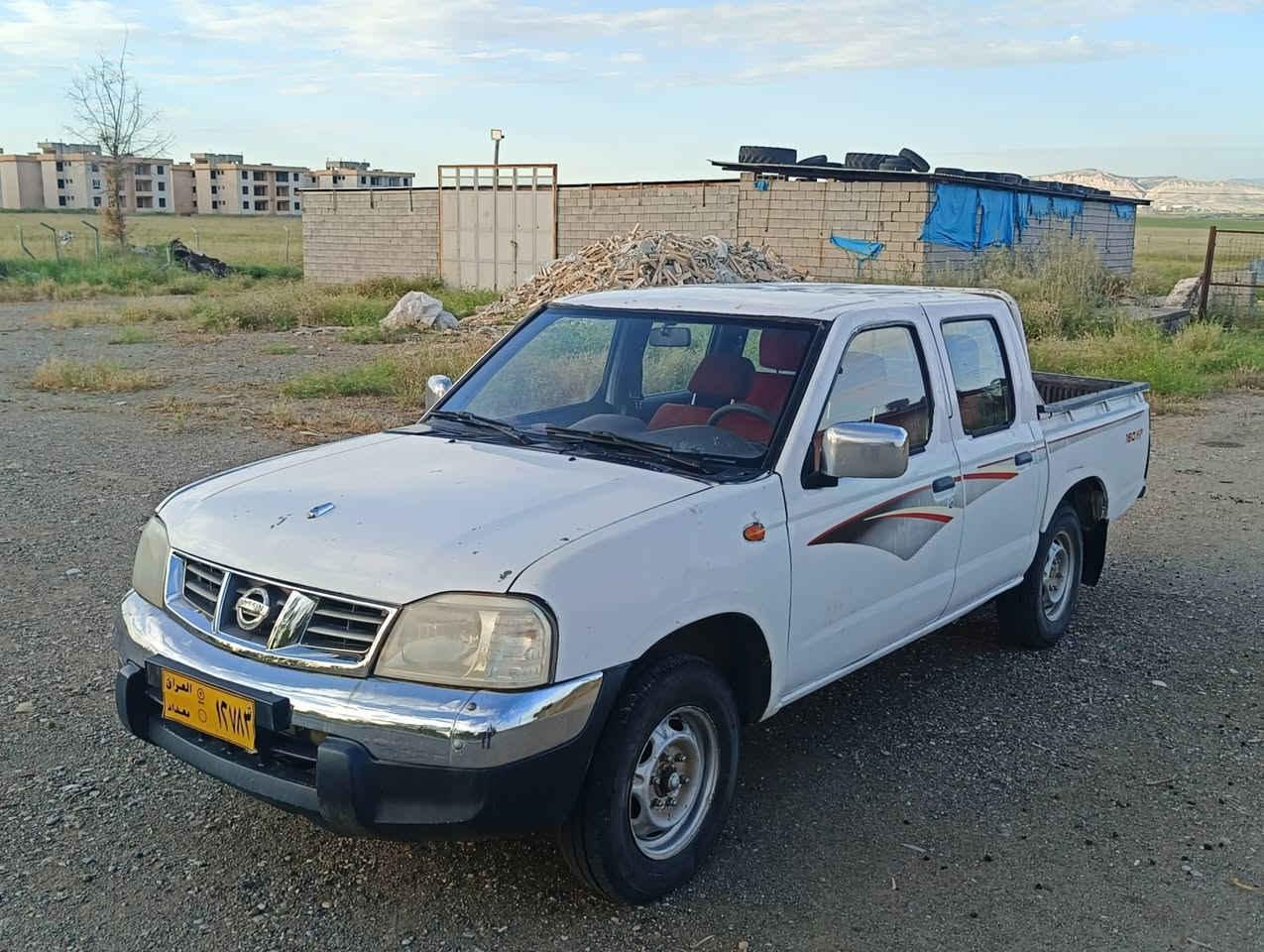 پیکاب نیسان مۆدێل 2013 شانسی لیزەری دووبەی گێڕومەکینەوئەکسل بەشەرت بێدەعم و بێلێدران بێ سبوغ کارەبای گشتی مەزبوت سعری 59گڵاویەک تۆزێک مەجال ***********ژ.م***********ناونیشان چەمچەماڵ
