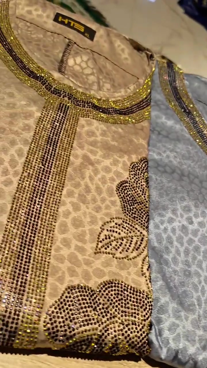 دراعة الخامة حرير جاكار ✨ 

ستراس دي ام سي رويال ✨

دبل كلوش حزام ظهر 🔥 

القياسات/L XL XXL 

اقل طلب درزن
https://t.me/Al199306011981FF


**إذا كنت صاحب هذا الإعلان وتريد حذفه لأي سبب، رجاءا أرسل رسالة إلى الدعم الفني**