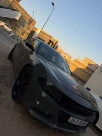 تشارجر SXT • V6 • ٨٨٠٠٠ ميل