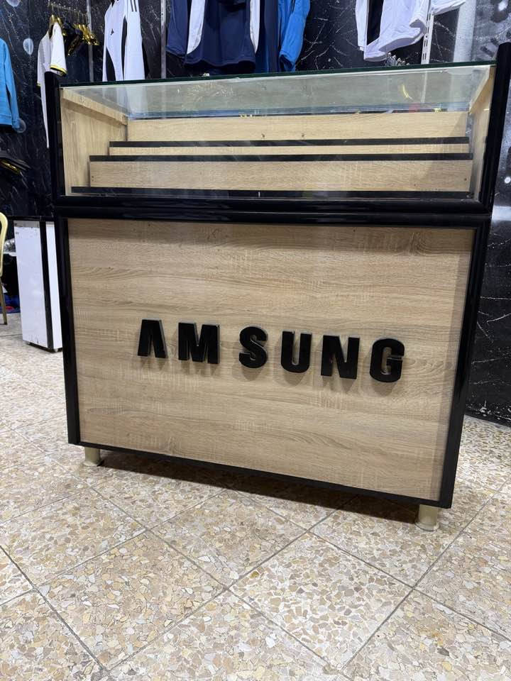 ميز للبيع فصال تركي ثقيل نوعيه درجه أولى فول نضافه السعر 125 عنواني موصل إصلاح الزراعي شارع الوسطي الشراي يتصل ويدلل *********** وتساب
