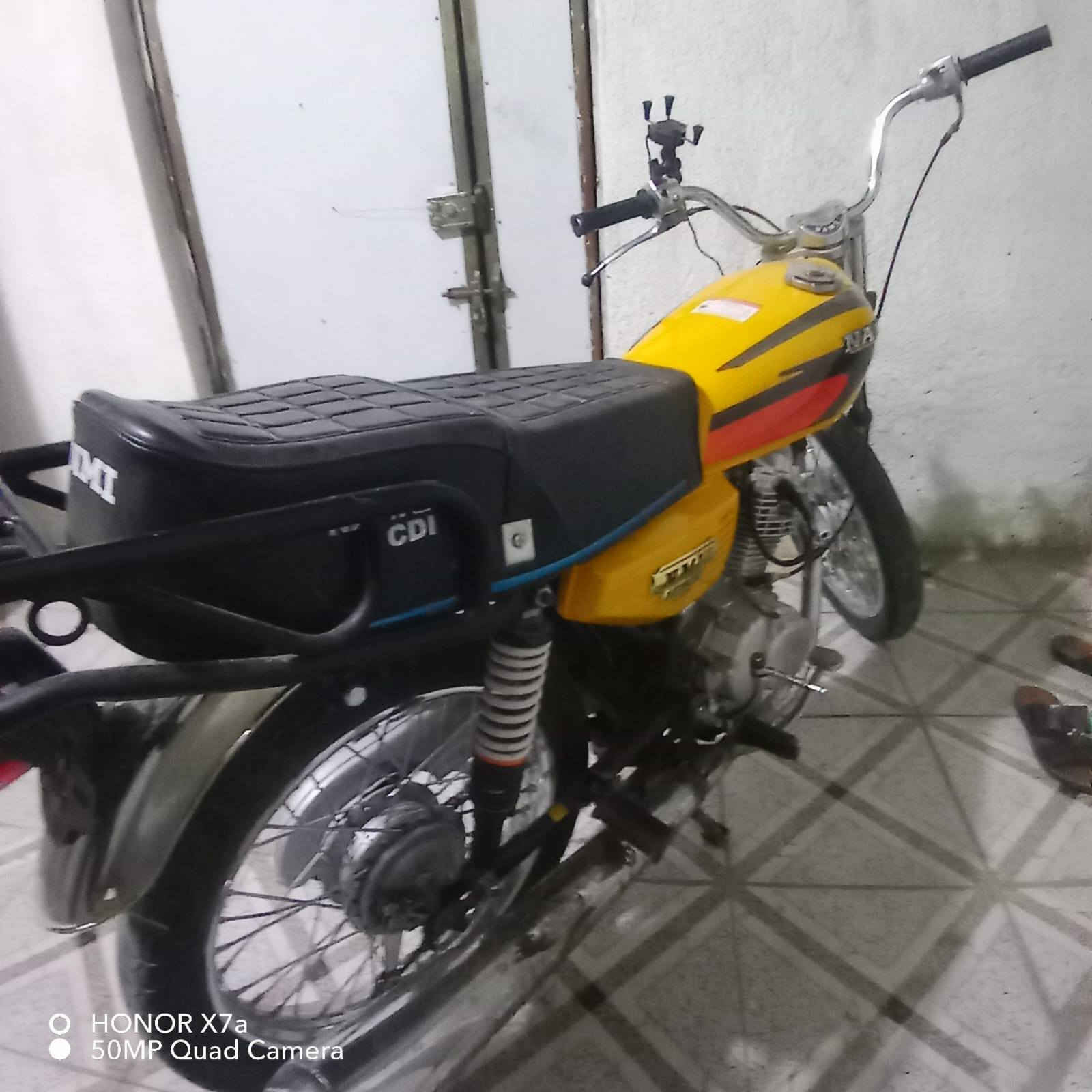 يابه السلام وعليكم دراجه أربعه كير نامه شلامجه اصلي اوراق اسكنر وصل معرض موجود مكفوله من كلشي مره وحده بدلت ولفات انتنس الاصلي وماتعتبر مفتوحه طبيعي الدراجه ناعمه الدراجه  مكاني كربلاء رقمي *********** تواصل خاص موجود السعر 850 وقابله لتفاوض
محتاج متوازي عل بيعه عندي عمليه 