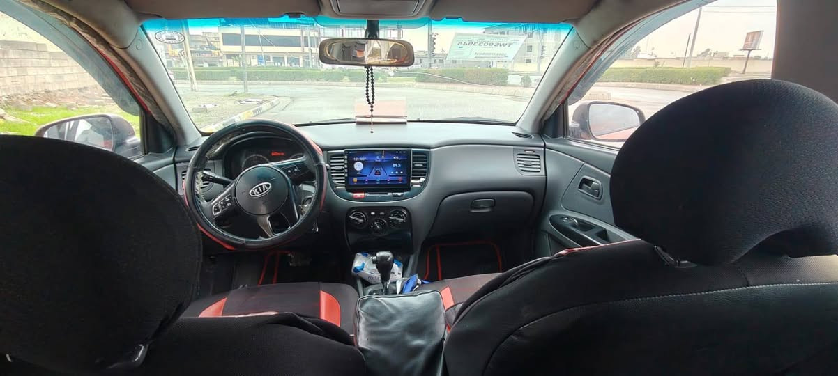 سلام عليكم كيا ريو للبيع داخل برايد كير ومكينه شرط طخم تاير جديد باتري جديد سستم سماعات وشاشه وكامره تحكمات ستيرن كابون بانزين اني الشرعي  اشاير بلمري مرايات كهرب سياره حلوه وجاهزه مكينه 16 للبيع فقط او مراوس بتكسي حسب الاتفاق ضررها 3 قطع داير خلفي وجاملغ خلفي وجاملغ امامي شرط بدون دواخل
مكلف بلنشر رقم صاحب السياره *********** 
السعر 83

