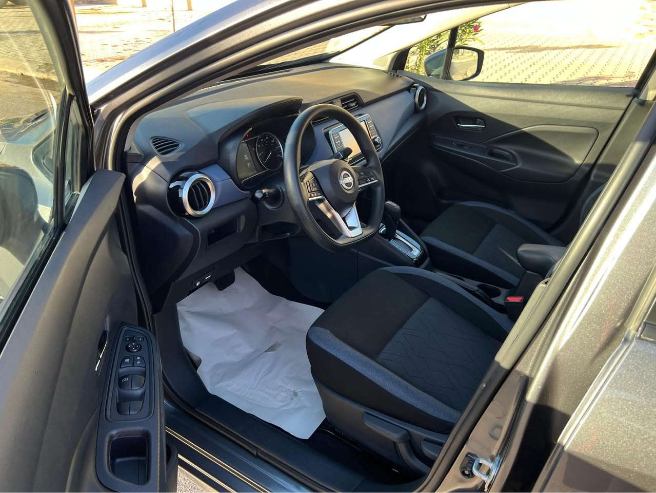 سلام عليكم 
نيسان فيرسا sv
موديل ٢٠٢٤
ضرر جاملغ وبونيد
بدون دواخل
مكان السياره كركوم 
سعر ١١٩بيها مجال
رقم *********** كركوك, العراق
