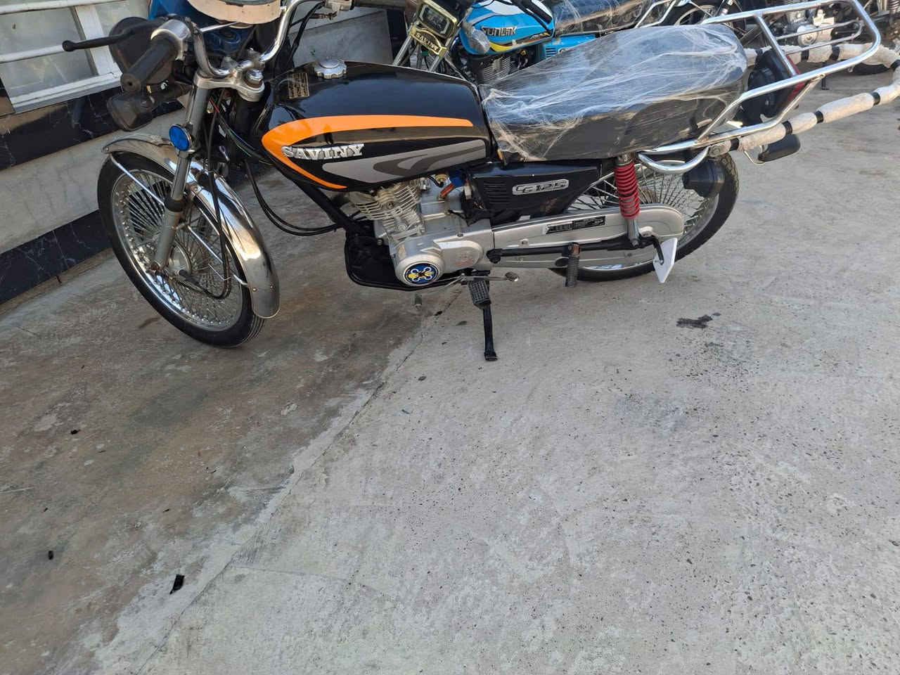 سلام عليكم تراجه يراني ربعه كير موديل 20 لبيع بسعر 350.وبيه مجال واذه رقمي ***********
