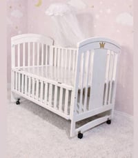 سرير اطفال • وياه ناموسية • للبيع