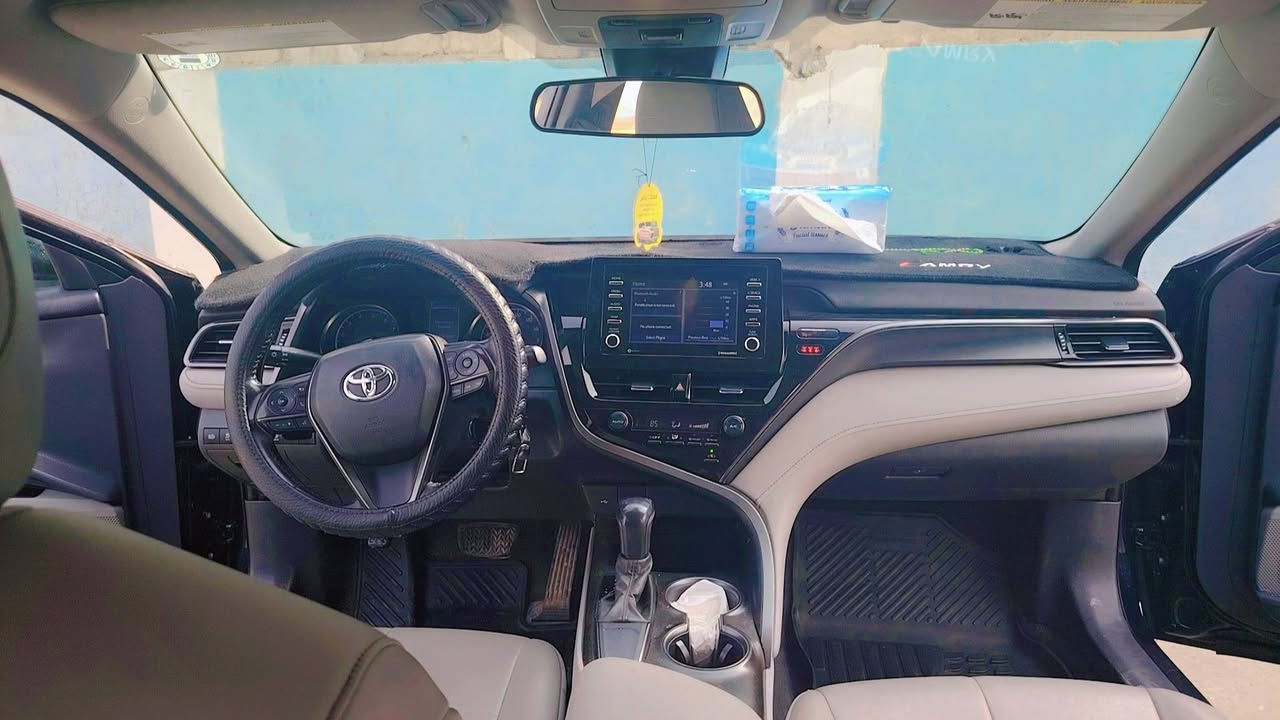 كامري  2021 امريكي . 
4 سلندر 2500 نص فول 
رقم اربيل مسطرة  مواصفاتها معروفة 
بي رصعتين بكد راس الجكارة معدلة مال حصو معدلة PDR بالجاملغ
وبيها بخصة براس الجاملغ الامامي الايمن كذاك معدلة PDR كذلك 
تايرات قبل اسبوع شادهم ويل كب كامري 26 شاد عليها 
للتواصل رقم  .. *********** ....
