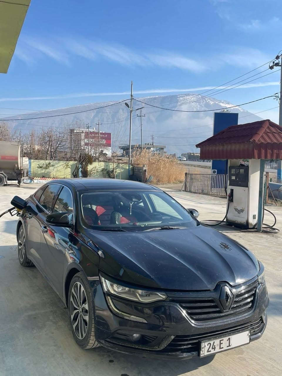 رينو تاليسمان renault talisman
موّديّل 2018
فول مواسه فات
سفری هەولێرە 
لايت ليد
لايت عه دوسه وحساس
لایت ئۆتۆ
ده عامى پيش و دواومى حه ساسه ٣٦٠ پلە
‏Bose سه ماعه 
١١ سەماعە 
برێک بەسمە 
٤ گوشین گەرم و٢ گوشینی پێشەوە سارد و گەرم و مه ساجن
گوشین ٦ خەزنی هەیە 
گوشین سیاحی 
3 موّدى مه ساجى هەیە
ليدى داشبول 6 رەنگ دەتوانی بیگۆری
گێچ ئه ليكتروّنى ٥ جۆر
داتاشۆ
سەلاجە
پانۆراما،
‏‎ئەپل کارپلەی و ئەندرۆید ئۆتۆ .
‏‎تەبرید مەرکەزی، ئاوێنە ئۆتۆ،
‏‎ڕاداری ئاوێنەکان
راداری جادە‏
ئۆتۆ ستۆپ
پەردە
كلین بێ بۆیاخ
گێڕ و مەکینەبەشەرت ‏
تەقەو رەقە بەشەرت
‏‎فول مواسەفات
‏‎شاشە گەورە
5 مودی ليخورينى هەیە
‏Eco - normal - sport - comfort-perso
١٣٧ کم رۆشتوە
ئۆتۆ پارك واتا خوّى سه يارەکە پاركدەكات
***********
١٢٨ مەعامەلە سوران, أربيل
