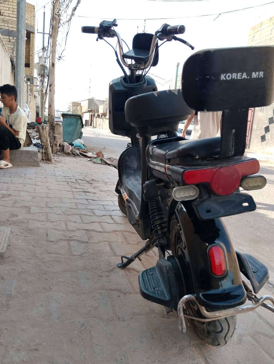 دراجه شحن البيع بطريات جدد سالهن عشرين يوم شادهن سعر 250مكان كربلاء حي موضفين
ملف 1200 الرقم ***********
