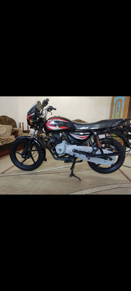 للبيع
موديل (21)
مرقمه 🙏
السعر (1400)
رقم الهاتف (***********)
المكان (كوت__مركز مدينة) 
المحرك في حالة...(تبخير)
ابد ممفتوح بيهة شي ولا طابه مصلح
