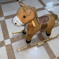 حصان هزاز • مستعمل • حالة ممتازة